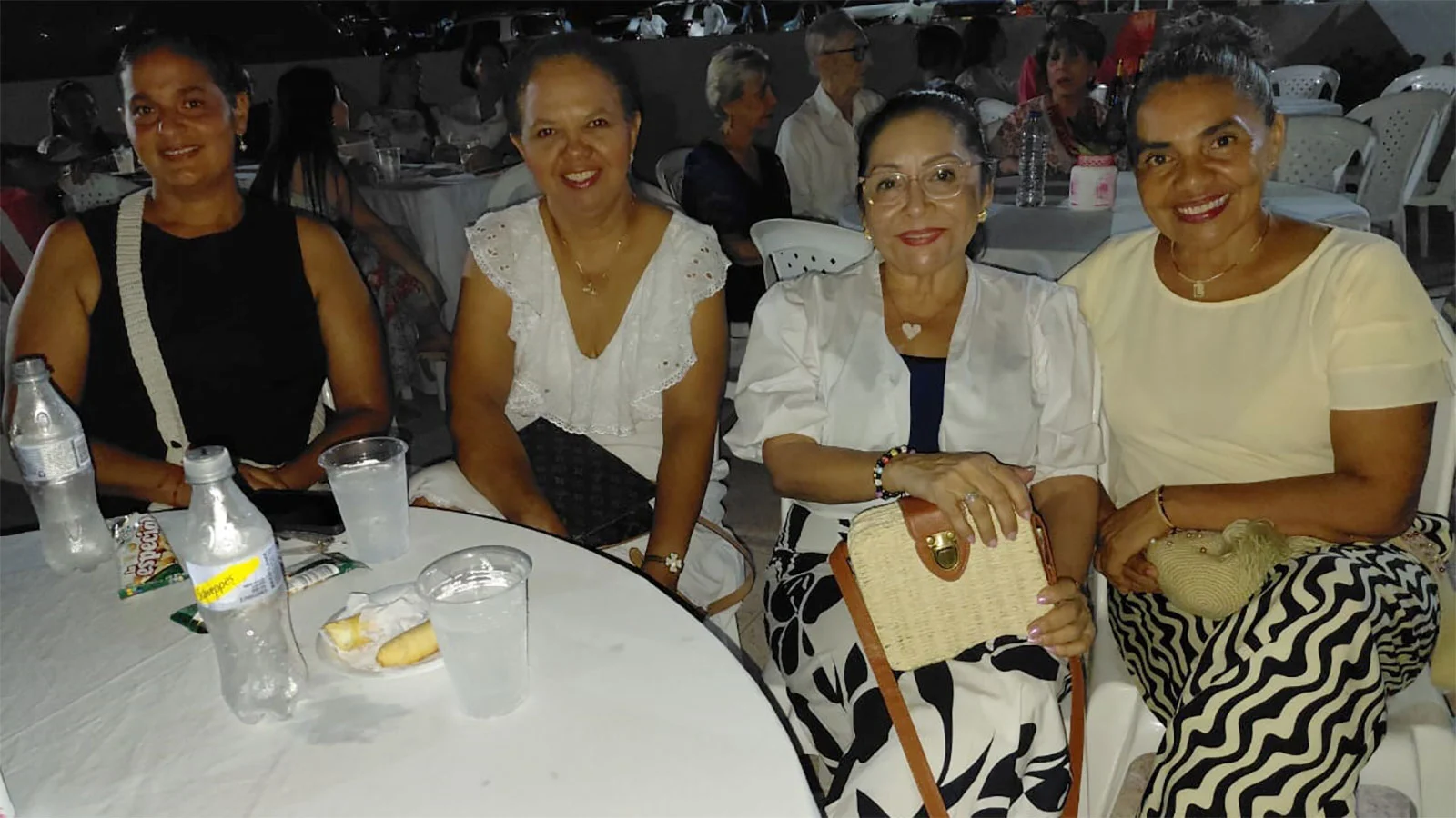 Norys Montes, Beatriz Benítez, Ligia Gaviria, Lina Medina.